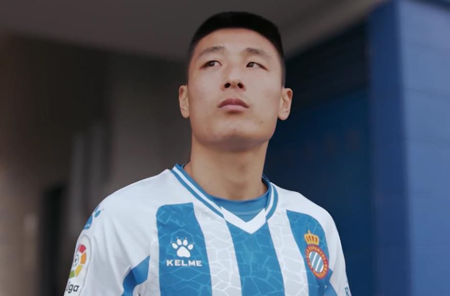 他们在后防线的四后卫防守是多么令人难以置信，还有一个优秀的门将大马丁。